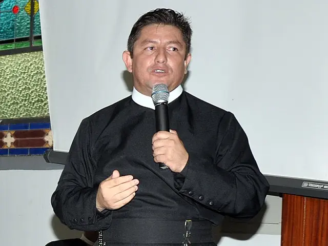Ex-pároco de Aquidauana participa do projeto Orquestra Infantil