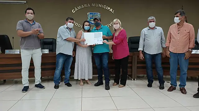 Agehab entrega títulos de propriedades em Bonito