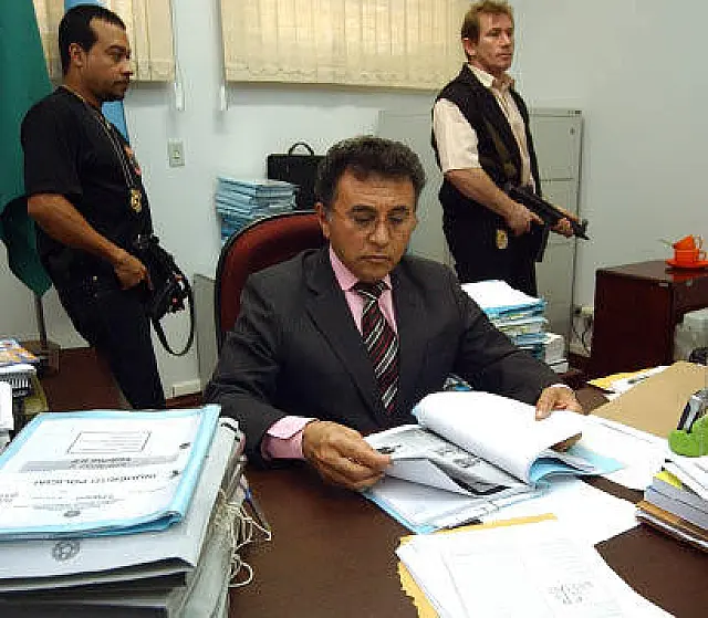 Polícia Federal faz operação de resgate para livrar juiz federal de atentado em Naviraí
