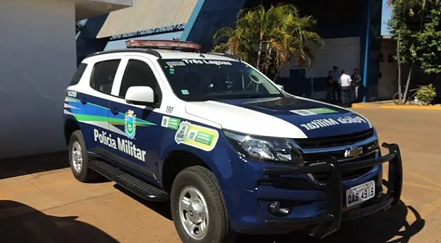 Com ciúmes de amigo da mulher, marido põe fogo em casa com crianças dentro