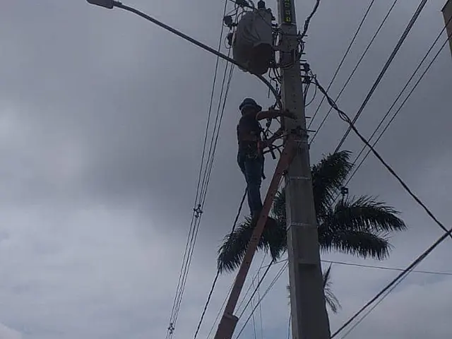 Cerca de 100 lâmpadas queimadas foram trocadas da iluminação pública de Bonito