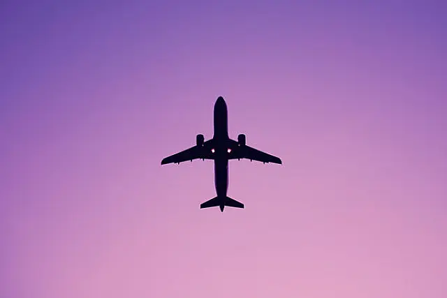 Homem cai em golpe das passagens aéreas e deposita R$ 5 mil para agência fake