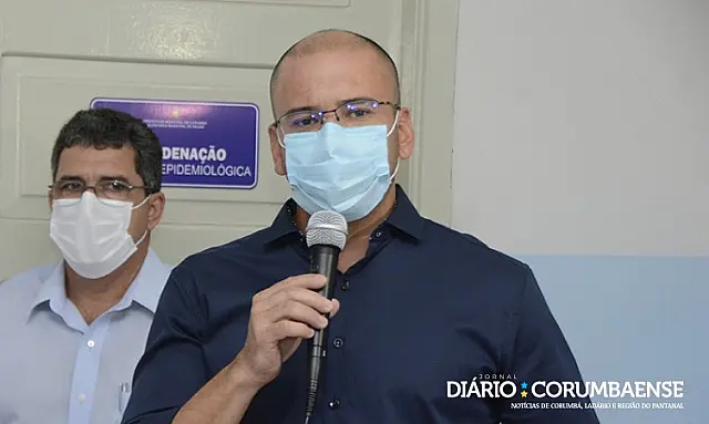 Vacinação em massa deve ser concluída em até cinco dias, diz secretário de Saúde