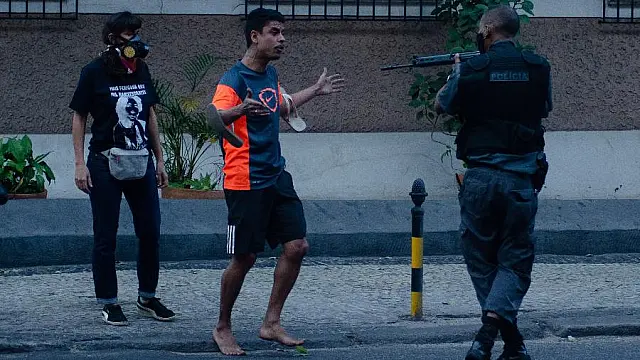 Estudo diz que negros têm maior chance de sofrerem abordagem policial