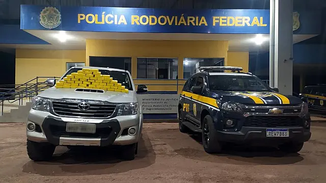 Dupla é presa com 50kg de cocaína, avaliado em R$ 9 milhões