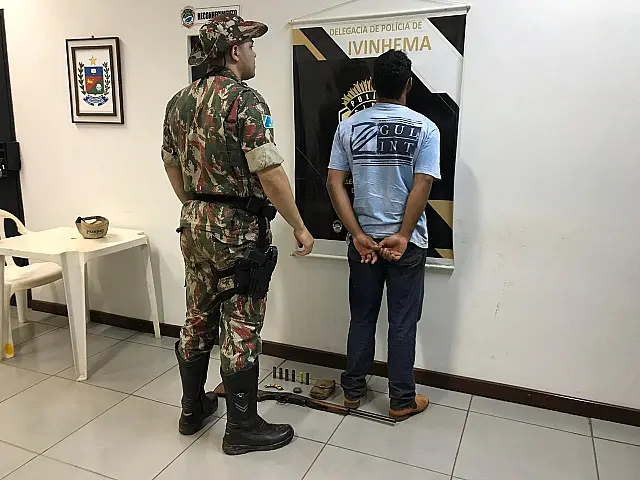 PMA e Ibama prendem caçador em operação contra tráfico de animais