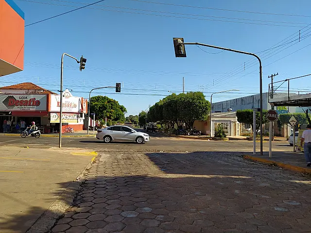 Acidente entre motocicletas deixa três feridos em Anastácio