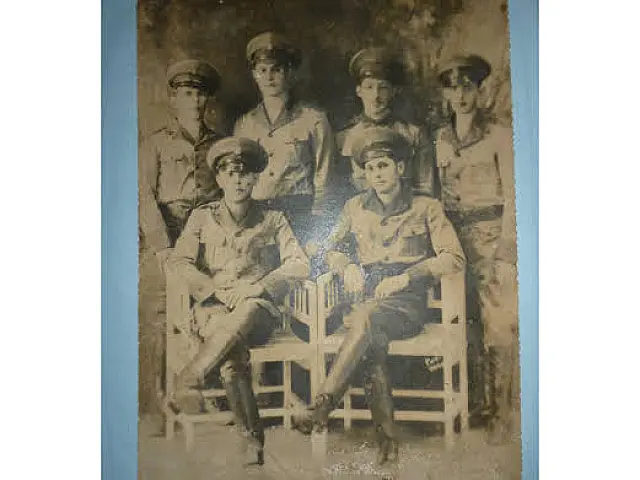 Leitora homenageia o pai com foto do quartel de Aquidauana em 1930