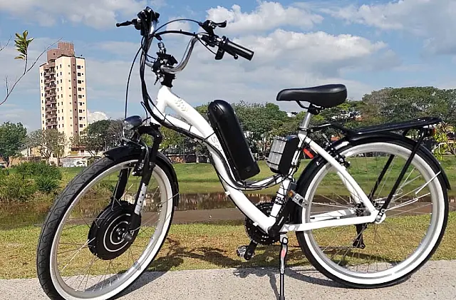 Detran-MS alerta para os cuidados ao conduzir bicicletas elétricas