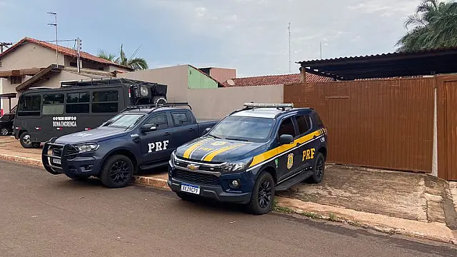 PRF e PC cumprem mandados de busca e apreensão em Terenos