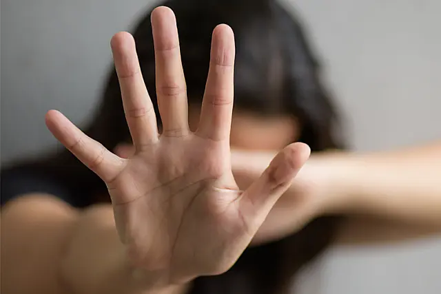 Após derrubar bebê, vereador do MS agride esposa a 'chineladas'