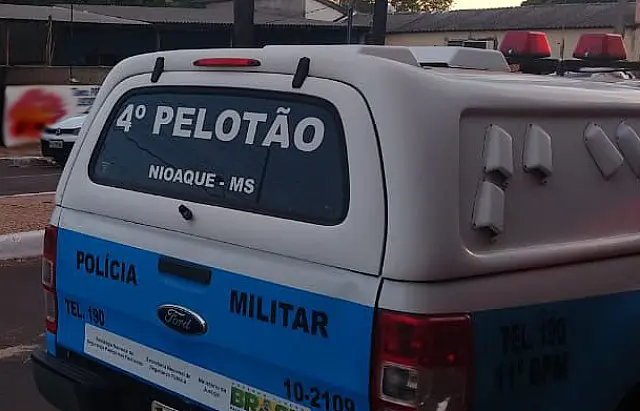 Mulher é presa por tentar matar amante que não quis terminar casamento para ficar com ela