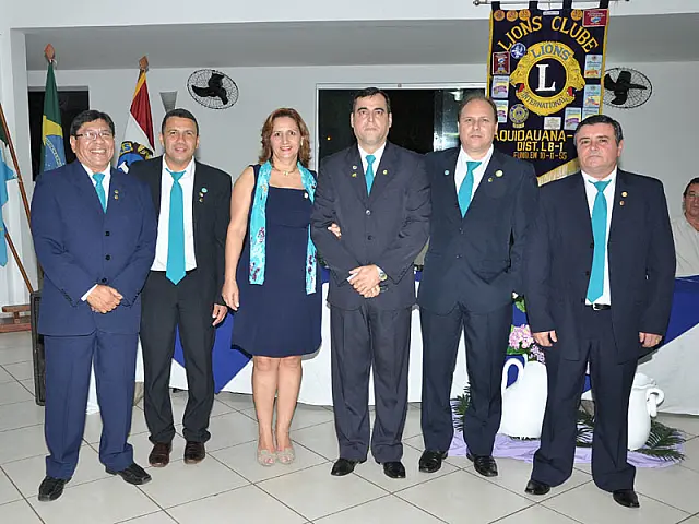 Empresários Jonas e Íris tomam posse na presidência do Lions Clube