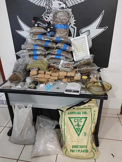 Homem é preso com vários entorpecentes em residência