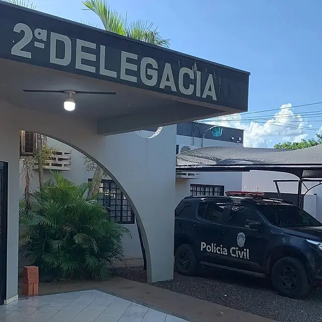 Homem é preso em flagrante após mostrar órgão genital para mãe e filha na rua