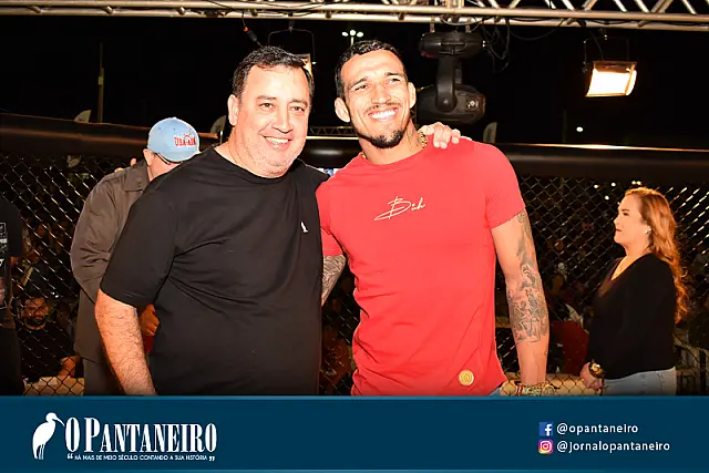 MMA na Avenida Pantaneta em Aquidauana com presença de Charles do Bronx