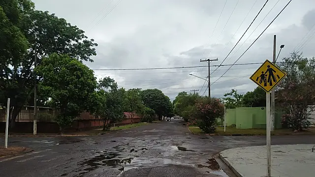 Clima chuvoso continua nesta terça-feira