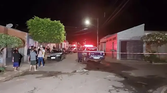 Jovem é morto com mais de 10 tiros na Capital
