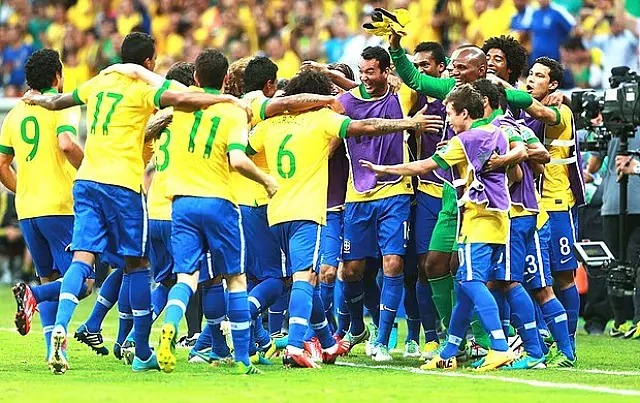 Seleção encontra ?antídoto? contra vaias e derrota o Japão na estreia