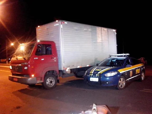 Caminhão roubado em Santa Catarina é recuperado na BR-463