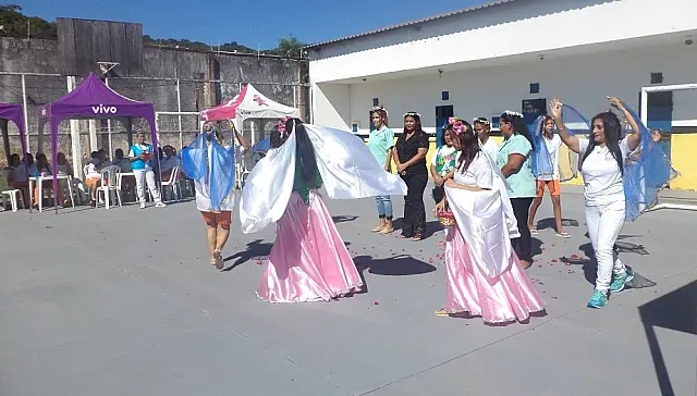 “Mês das mães” é celebrado com atividades de reinserção social em presídios femininos do interior