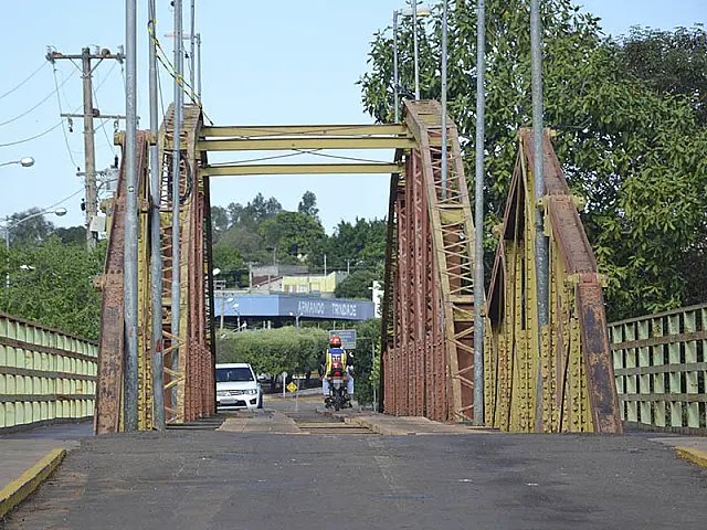 Após duas semanas de interdição, Ponte Velha está liberada