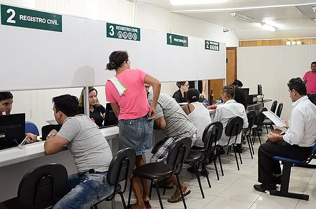Para evitar golpes, cartórios têm serviço de notificação de dívidas