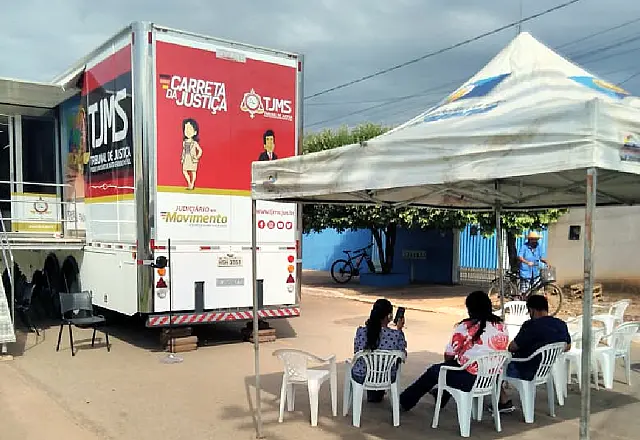 Carreta da Justiça atende mais de 200 pessoas em Bodoquena e segue para Ladário