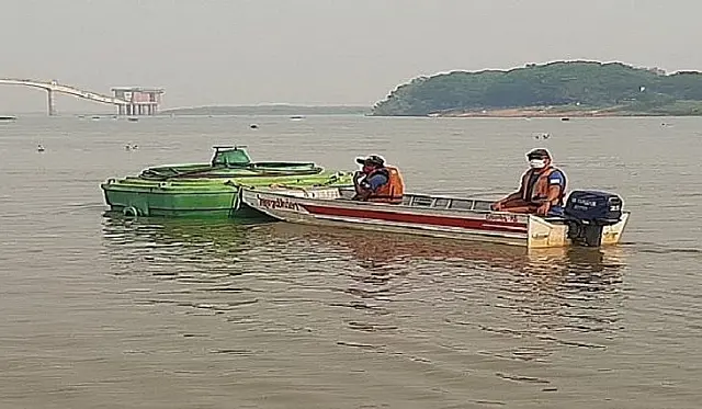 Sanesul ativa bombas flutuantes para garantir abastecimento de água em Corumbá