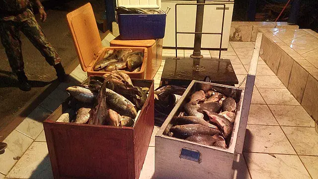 Quinze turistas são autuados em quase 20 mil reais por pesca predatória em Anastácio