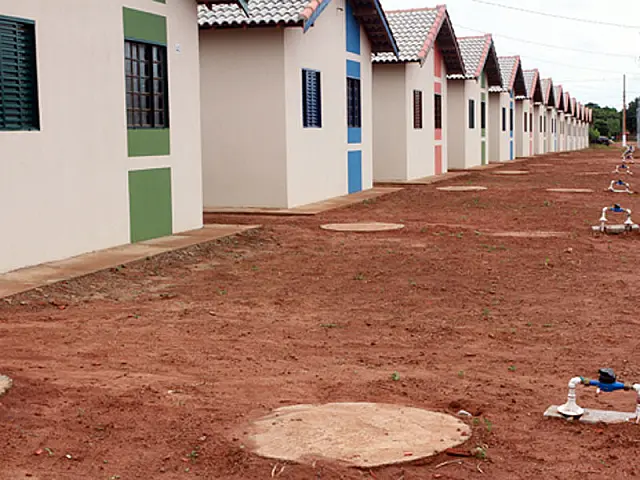 Governo garante mais 759 casas para Anastácio