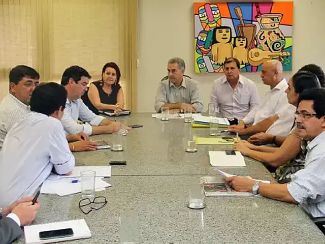 Governo e Fetems fecham acordo e professores terão reajuste de 13,01%
