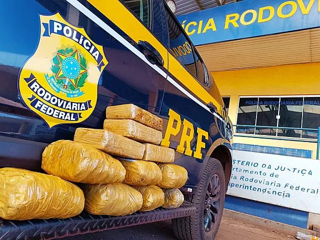 Mulher é presa com quase 12 kg de skunk em ônibus na BR-262 em Miranda
