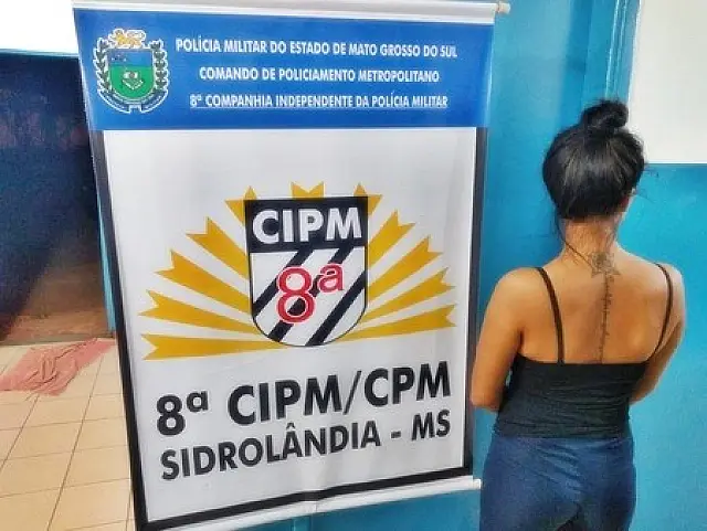 Adolescente é presa com mala cheia de drogas dentro de ônibus em Sidrolândia