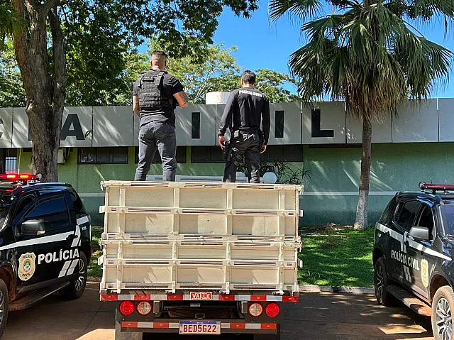 Homem é preso com 1,6 toneladas de maconha