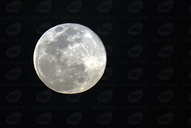 Missão espacial chinesa desvenda segredos do lado oculto da Lua