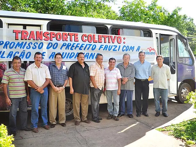 Yes, nós temos ônibus!