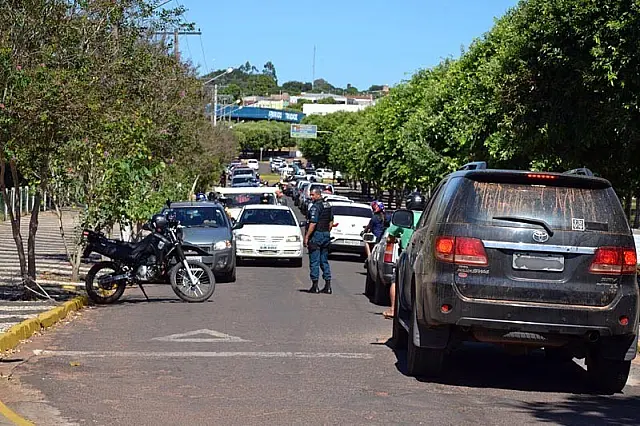 Manutenção na Ponte Nova causa fila e congestiomento na entrada de Aquidauana