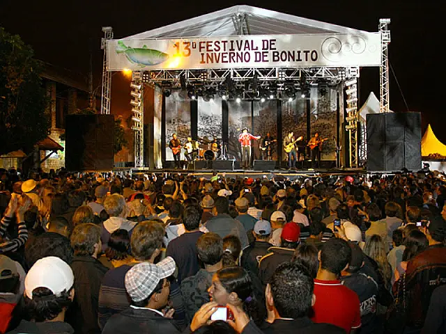 Festin Bonito: Sérgio Reis e Alcione abrem a noite de atrações