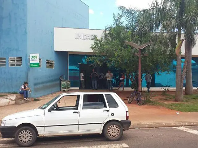 Adolescente e jovem de 18 anos entram em coma alcoólico durante trote universitário