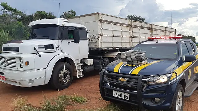 PRF prende motorista com 32 quilos de cocaína na BR-262, em Anastácio