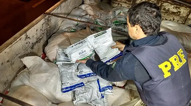 PRF apreende 900 kg de agrotóxicos contrabandeados em Dourados