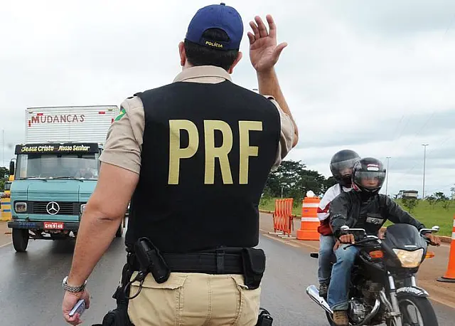 PRF registra 1.166 acidentes em rodovias brasileiras no feriado de Natal