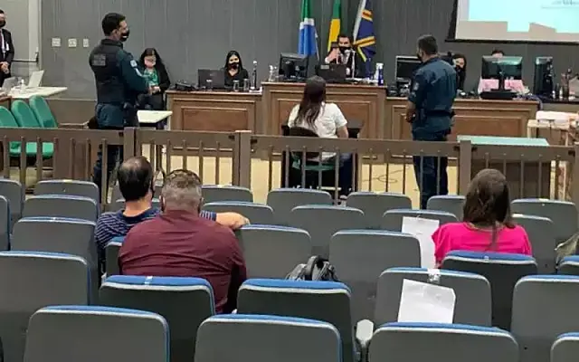 Réus acusados de decapitar jovem são condenados a 105 anos de cadeia