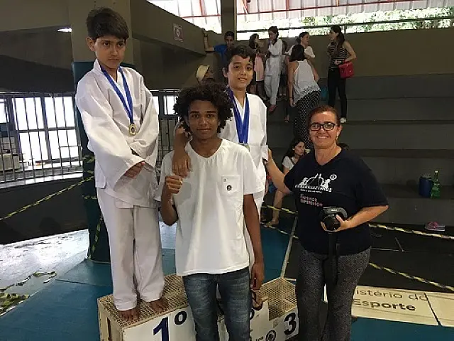 Alunos de Anastácio conquistam 22 medalhas em Estadual de Karatê na Capital