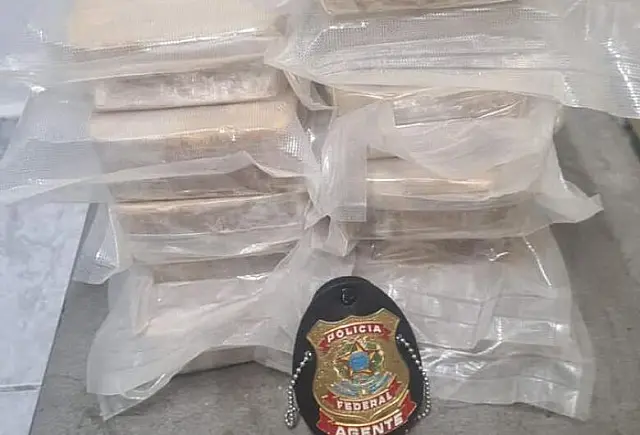 Polícia Federal encontra droga escondida em saco de batatas em Corumbá