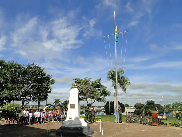 9º BE Cmb destaca importância do Culto aos Símbolos Nacionais