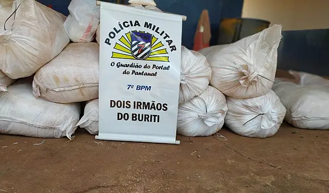 PM apreende contrabando de agrotóxico em Dois Irmãos do Buriti