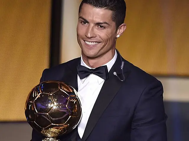 Cristiano Ronaldo é o melhor do mundo pela terceira vez
