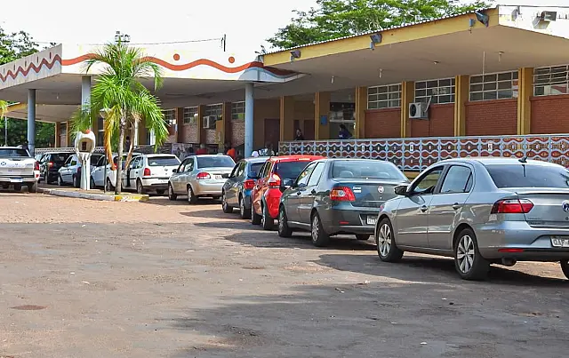 Drive-thru da Estação Ferroviária segue com vacinação hoje